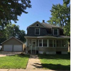 917 W Main St, Cherokee, IA 51012