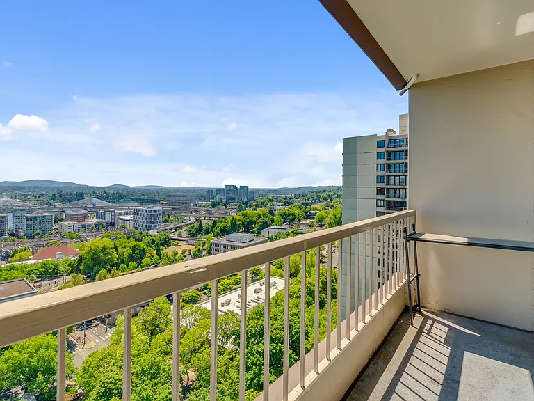 255 SW Harrison St #21G — Photo 18