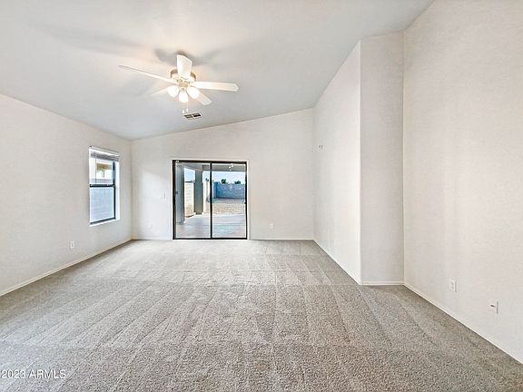 3rd image of 36441 W ALHAMBRA Street