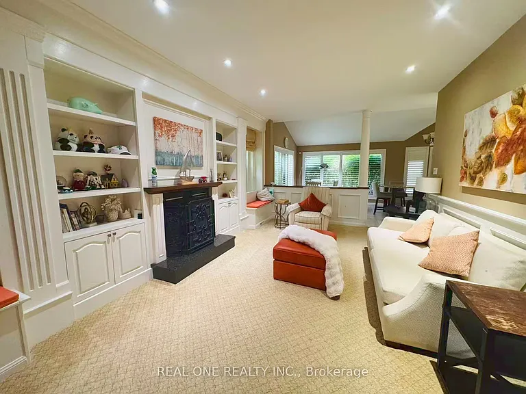 2361 Silverwood Dr — Photo 17