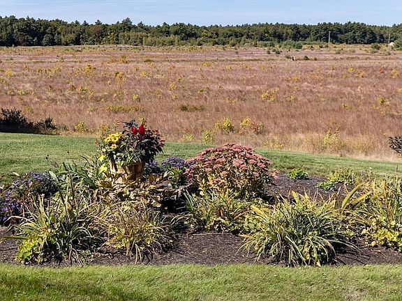 5th image of 25 Dukes Brook Rd