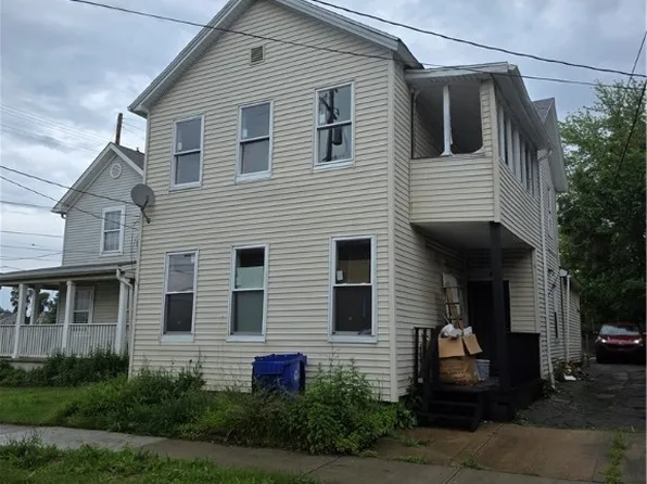 2947 E 57th St, Cleveland, OH 44127