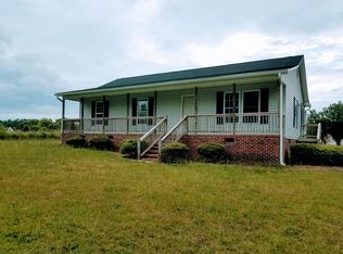 7110 Eagle Springs Dr, Hope Mills, NC 28348