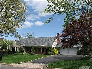 1st image of 3 Olympia Ln