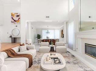 24901 Vista Verenda, Woodland Hills, CA 91367