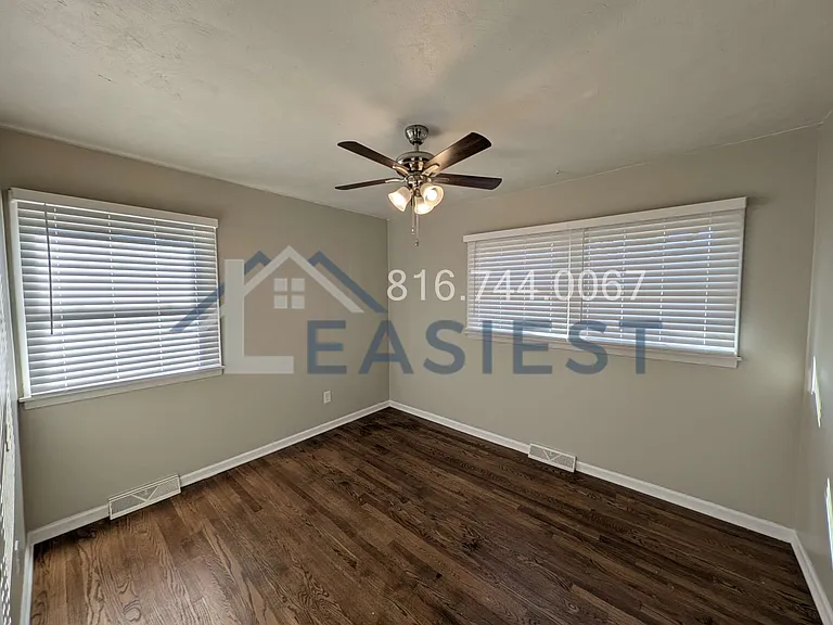 709 SE Green St — Photo 13