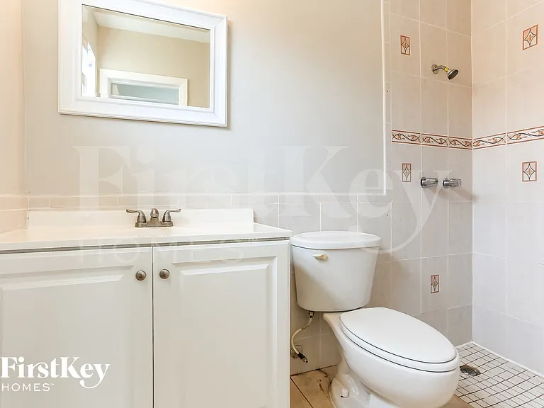 7728 Alhambra Blvd — Photo 10