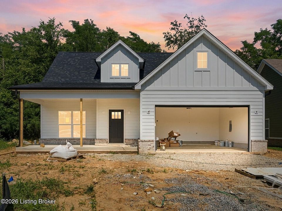 1st image of 1204 Divot Way