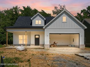 1204 Divot Way, Simpsonville, KY 40067