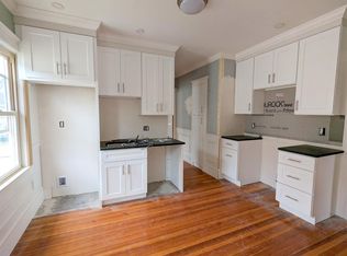 31 Trowbridge St #31, Arlington, MA 02474