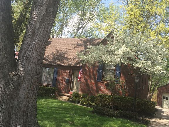 2nd image of 174 Brainard Dr