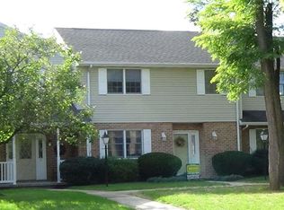 4 Garland Ct, Carlisle, PA 17013