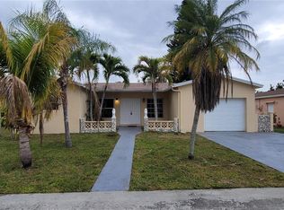 5230 SW 7th St, Margate, FL 33068