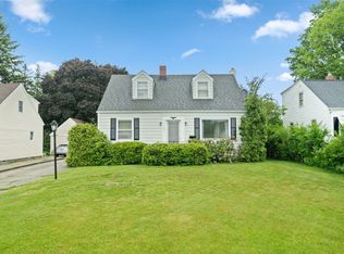 1121 McConnell Ave, Erie, PA 16505
