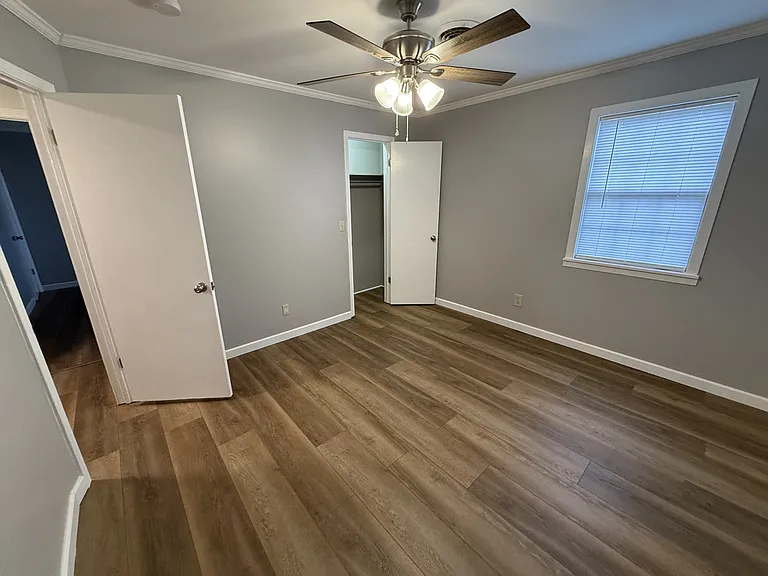 Upstairs Bedroom 1