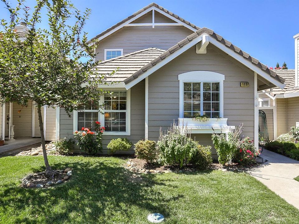 2nd image of 1137 Sandy Creek Dr