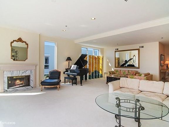 5th image of 1140 SW Chapman Way APT 409