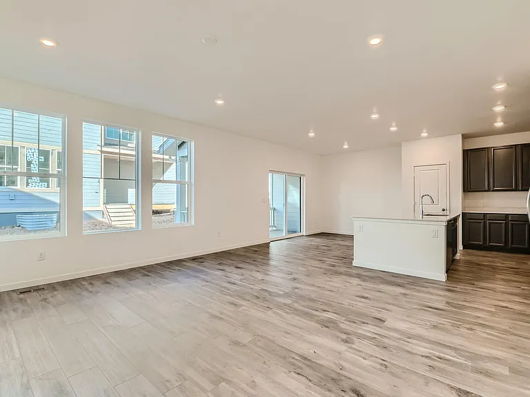 637 Acorn Pl — Photo 19