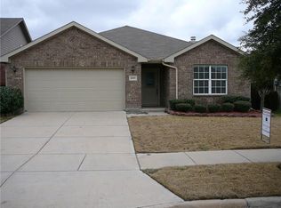 2049 Windsong Dr, Heartland, TX 75126