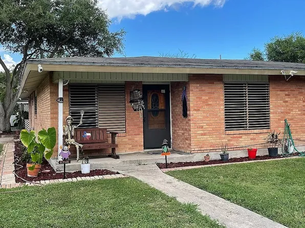 10674 Emmord Loop, Corpus Christi, TX 78410