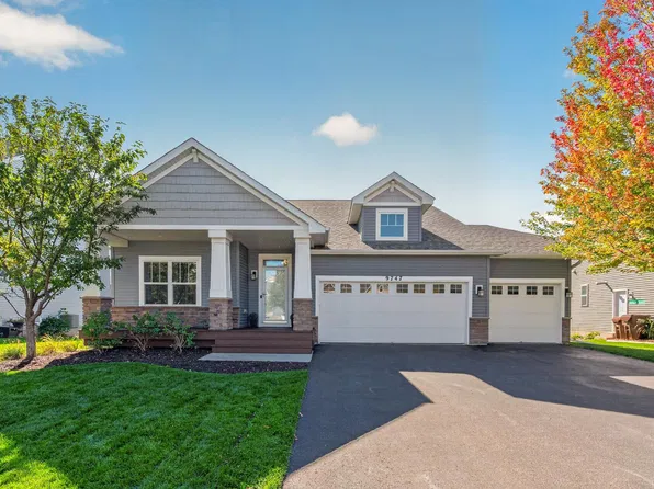 9747 69th St S, Cottage Grove, MN 55016