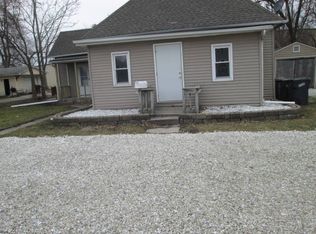 808 S D St, Monmouth, IL 61462
