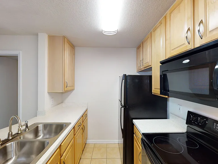 The Breyley Apartments — Photo 61