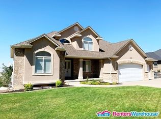 409 E Eagleridge Dr, North Salt Lake, UT 84054
