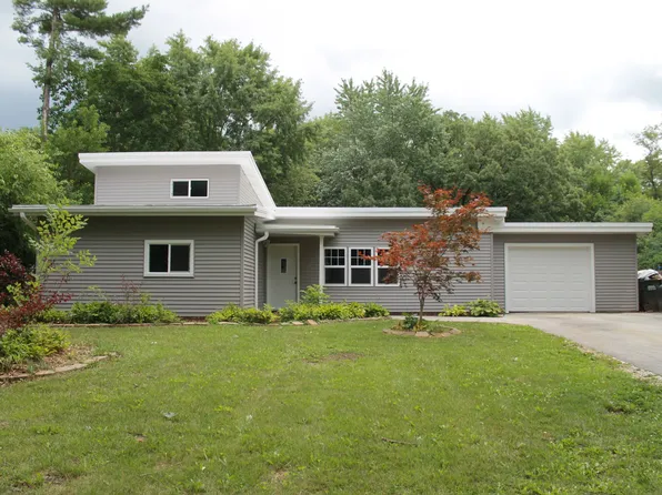 0N455 Morningside Ave, West Chicago, IL 60185