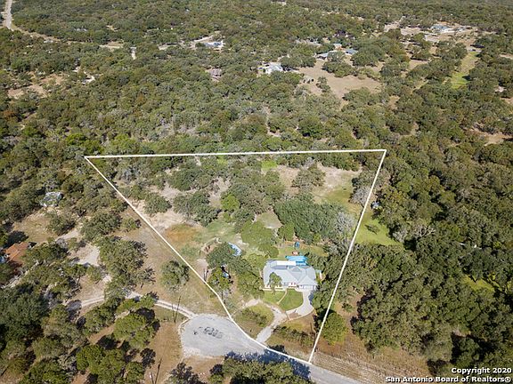5th image of 160 Scenic Oak Dr