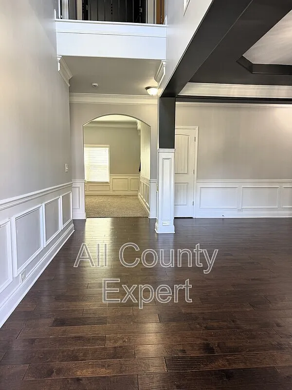 4 bed, 3.0 bath, 3378 sqft, $2,795 — Photo 2