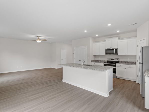 9081 Ava Dr, Bailey, NC 27807