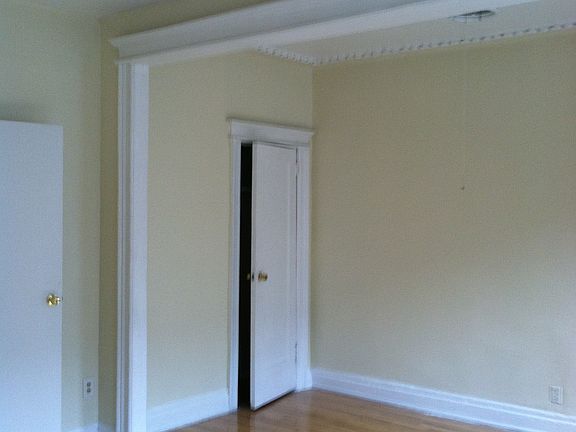 2nd image of 916 Carroll St APT 4E