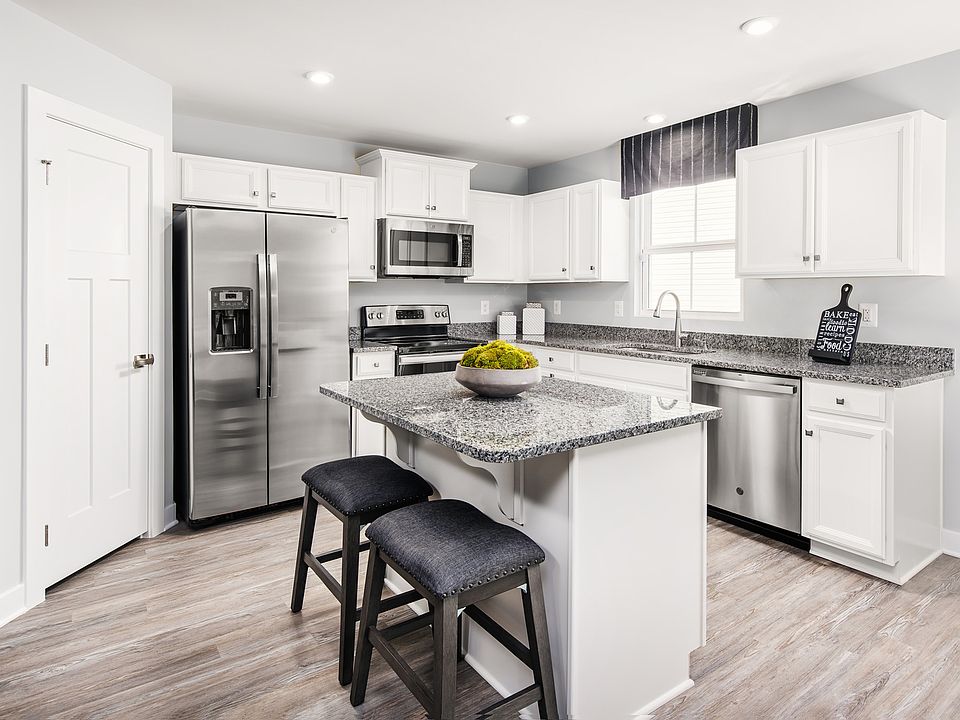 4476 E Millbrook Cir #BPMZ2E, Yorkville, IL 60560 | Zillow