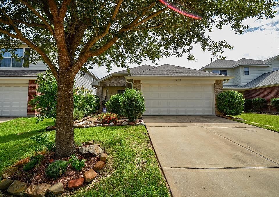1st image of 4722 Cypress Dawn Ln