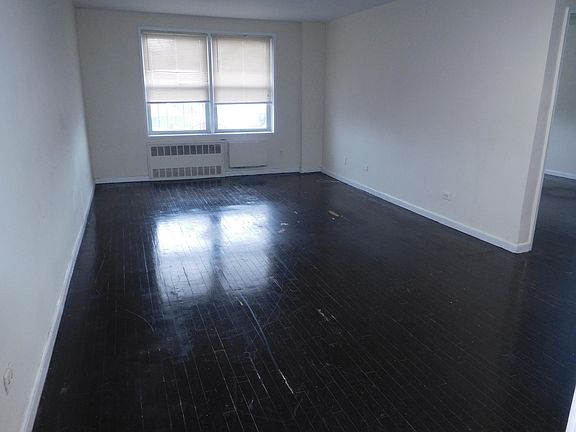2nd image of 22289 Braddock Ave APT 4