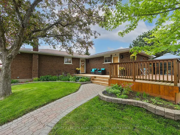 38 Willowbank Rd W, Leeds And The Thousand Islands, ON K7G 2V5