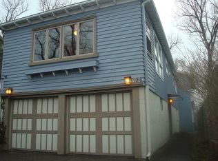 1216 N Warren St, Gary, IN 46403