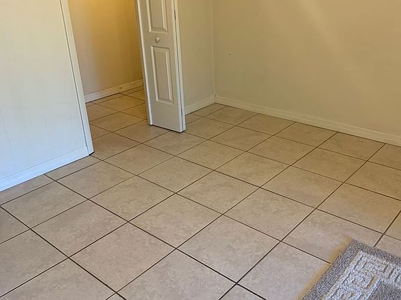 5th image of 4513 S Oak Dr Unit Q41b