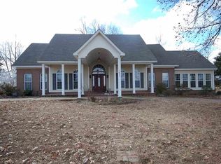 1655 Clay Pond Dr, Oakland, TN 38060