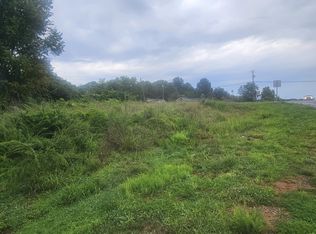 566 Old Hollow Rd #1B, Winston Salem, NC 27105