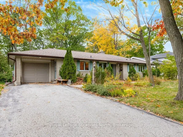 9 Vine Cres, Barrie, ON L4N 2B3