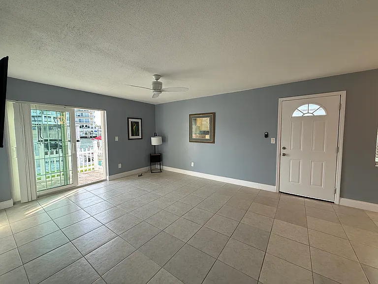 223 Dolphin Point — Photo 17