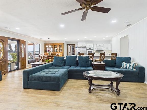 4th image of 14227 Melody Ln