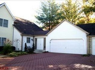 1574 Walpole Dr, Chesterfield, MO