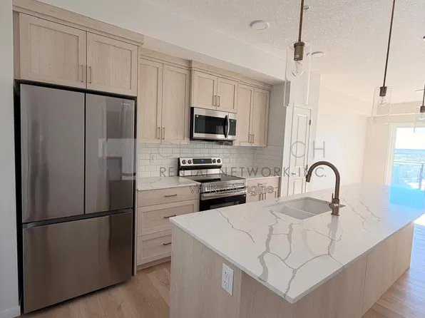 15126 37th St SW, Calgary, AB