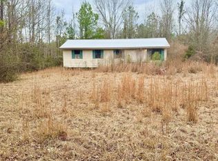 137 Spruce Rd, Butler, AL 36904