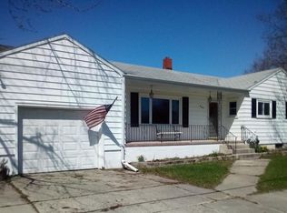 205 S 5th St, Reedsville, WI 54230