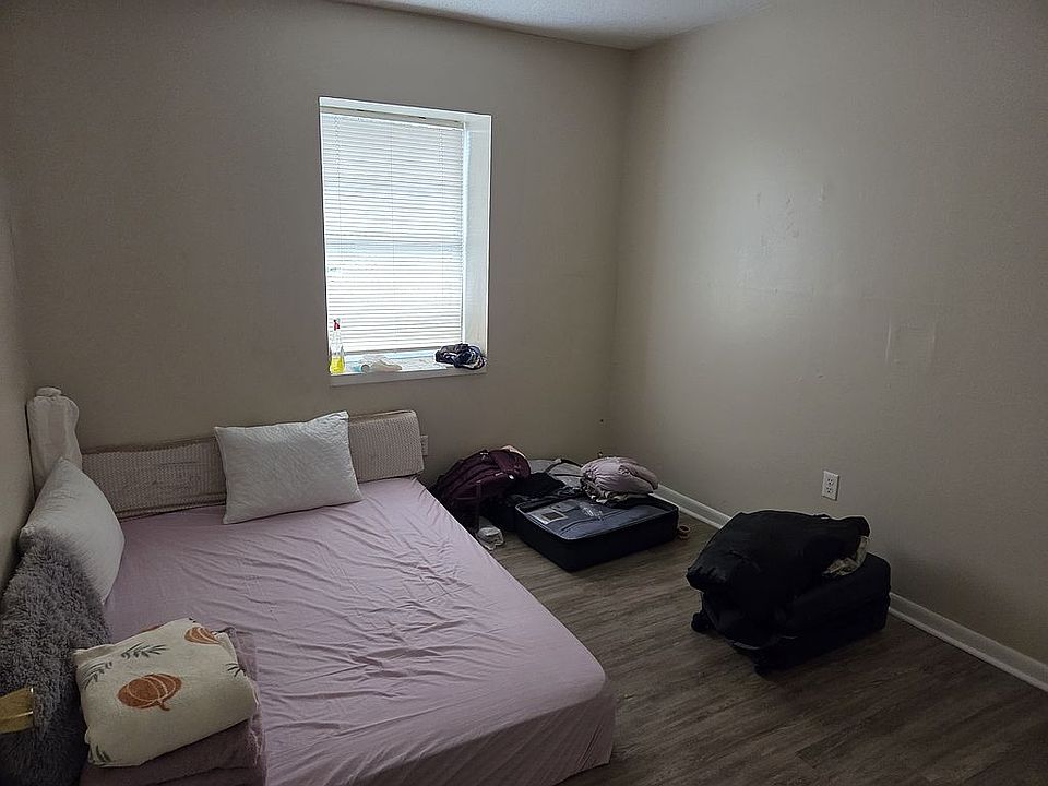 1st image of 614 N Lena St #6
