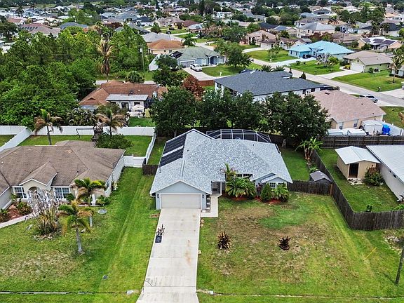 2nd image of 2373 SW Santana Avenue